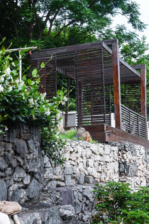 ثوهوياندو Anisa Guesthouse المظهر الخارجي الصورة