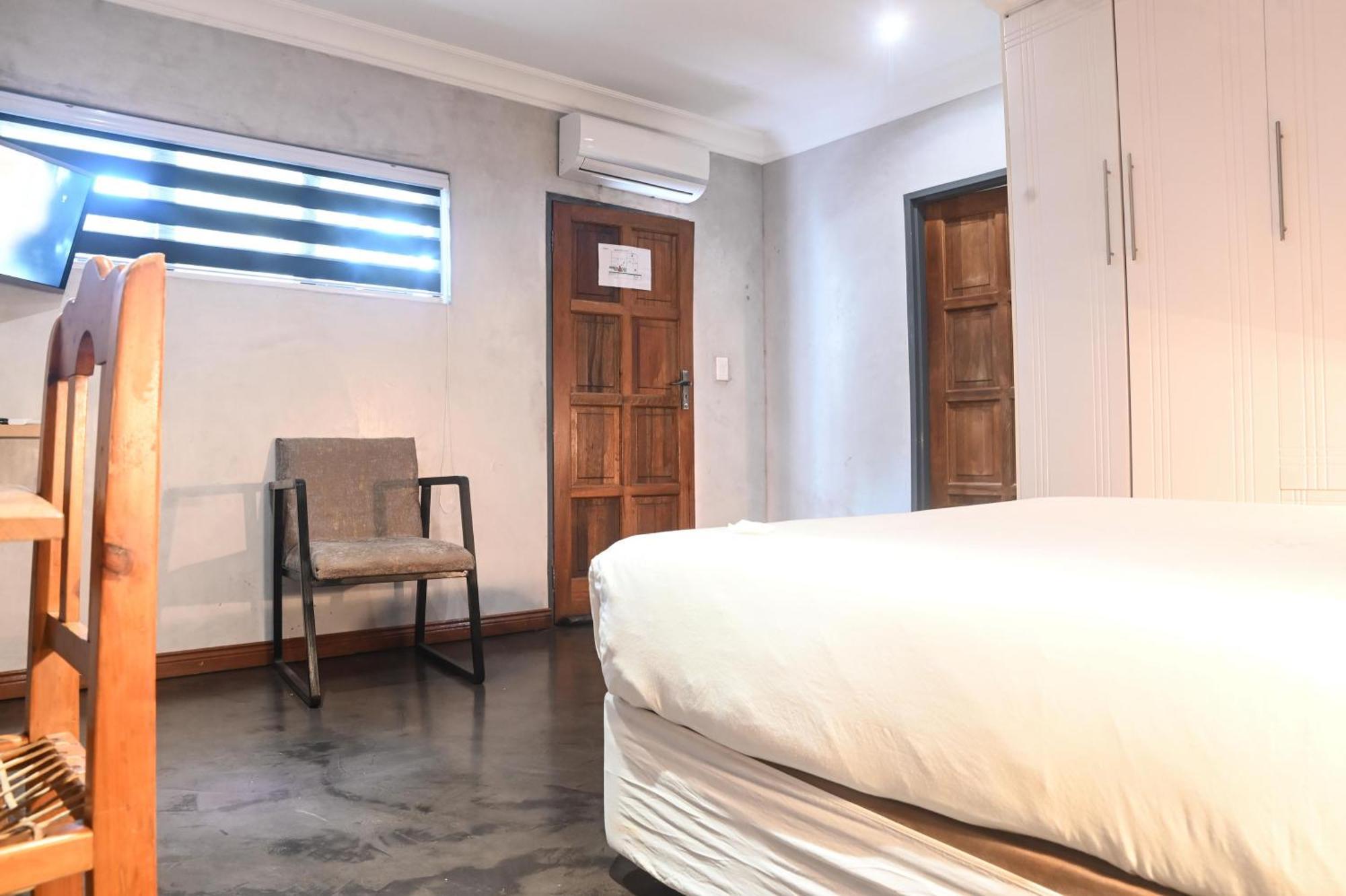 ثوهوياندو Anisa Guesthouse الغرفة الصورة