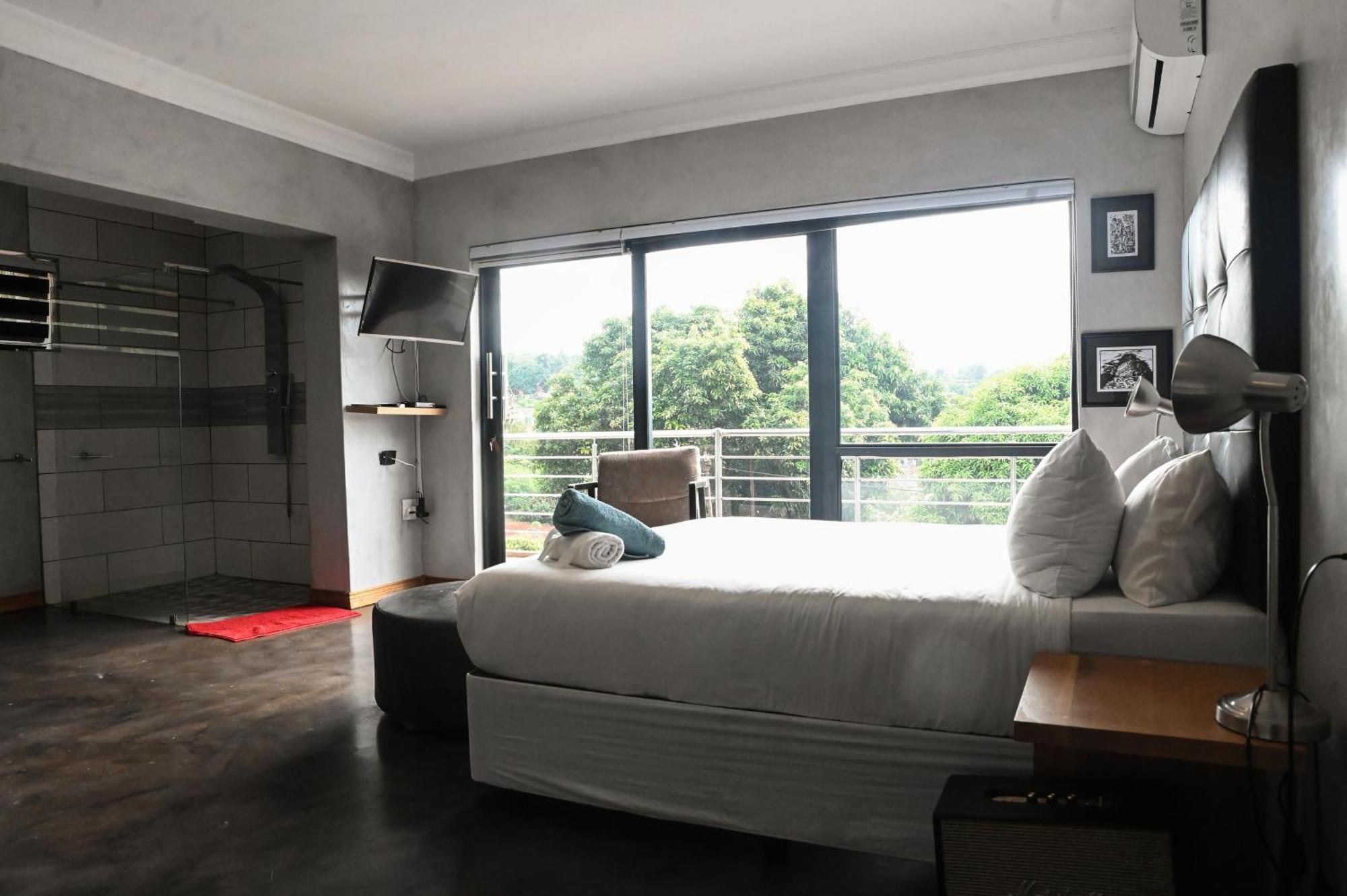 ثوهوياندو Anisa Guesthouse الغرفة الصورة